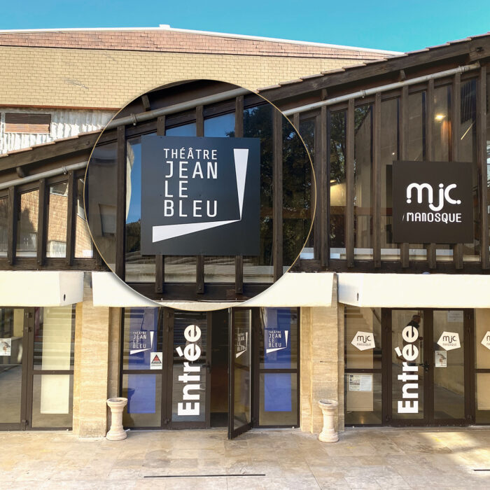 THÉÂTRE JEAN LE BLEU